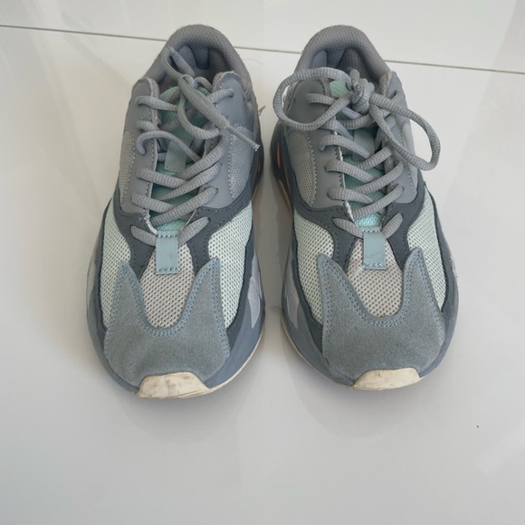 Adidas YEEZY 700 Boost Inertia - Picture 5 of 11